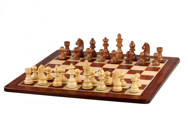 Piezas de ajedrez German Staunton Acacia / Boj 3,75''